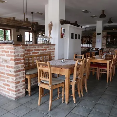 Hotel Itvv Chvalovice (South Moravian)