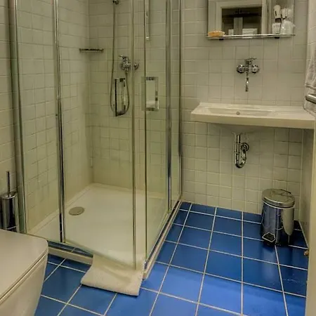 Hotel Itvv 3*